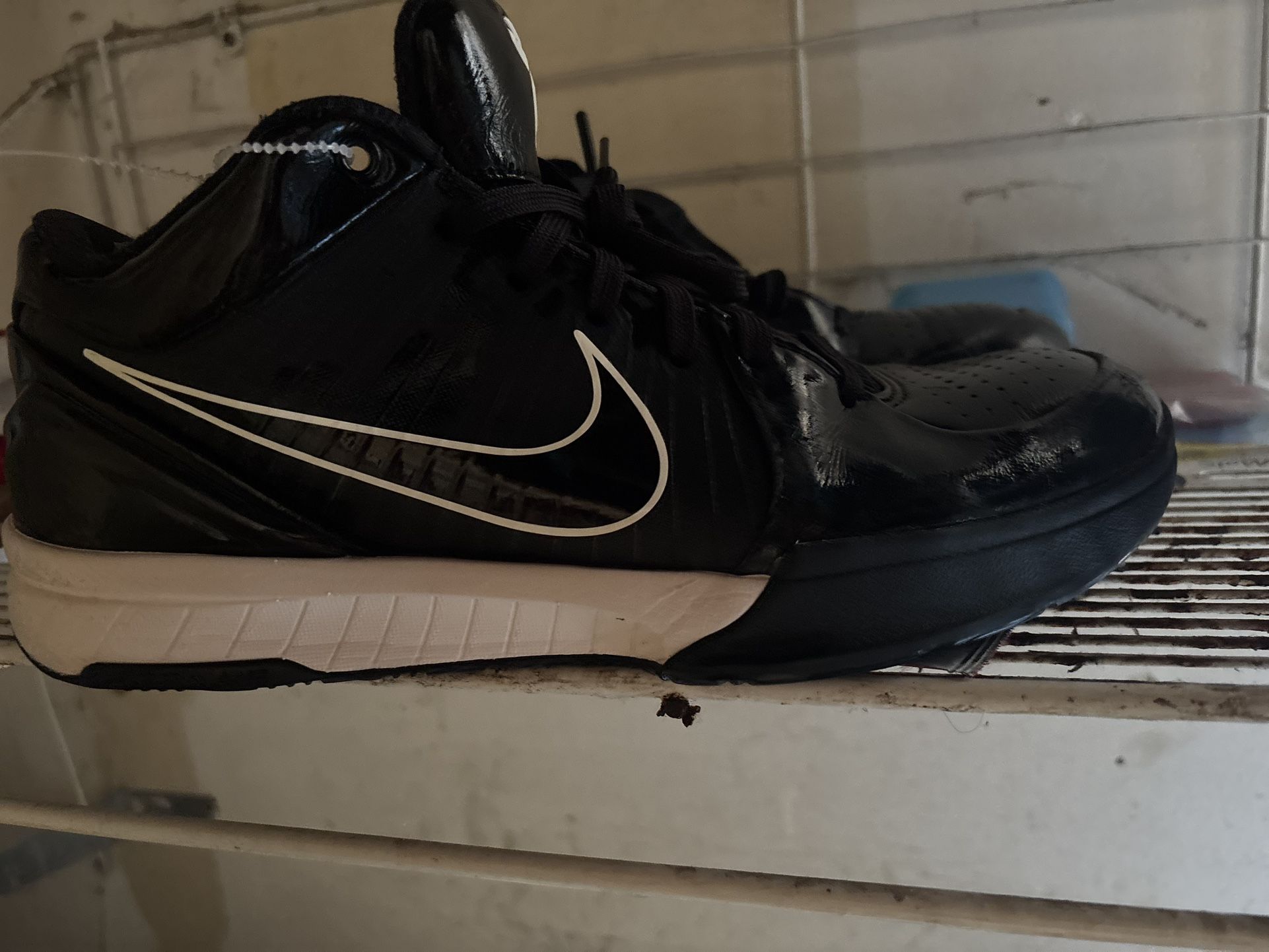 Nike Kobe 4 Size 8.5