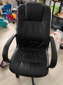 Black Leather Office Chair with Armrests