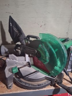 Hitachi  10 miter saw 100