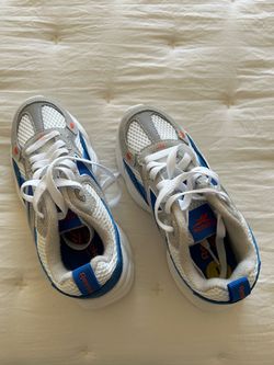 Reebok Low-Top Sneakers White Blue Orange