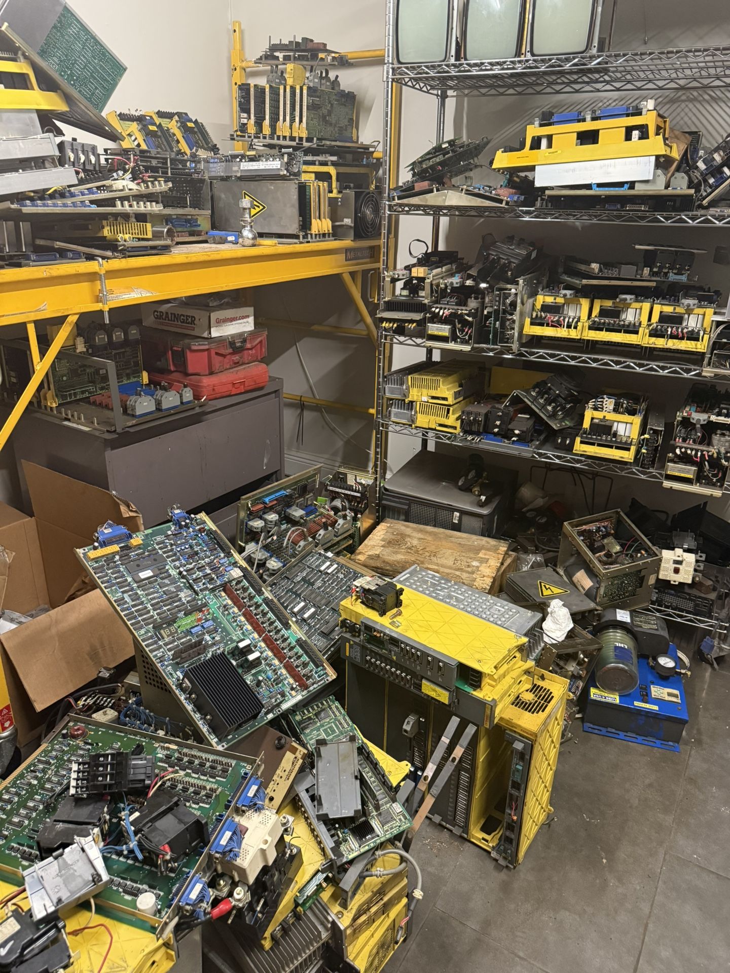 FANUC CNC MACHINE PARTS