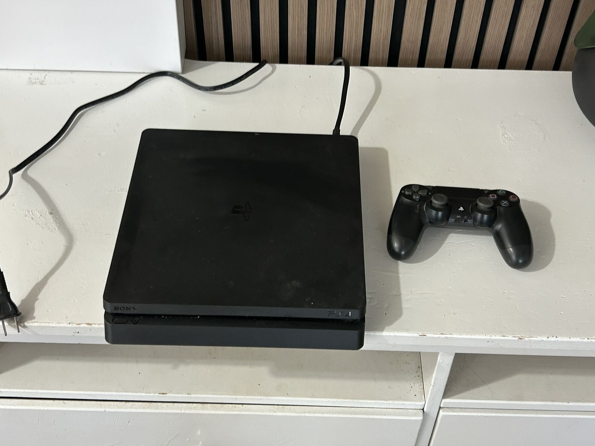 PS4