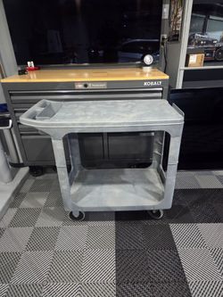 Rubbermaid Commercial Flat Shelf Utility Cart (Like New) Higley and Germann in Gilbert