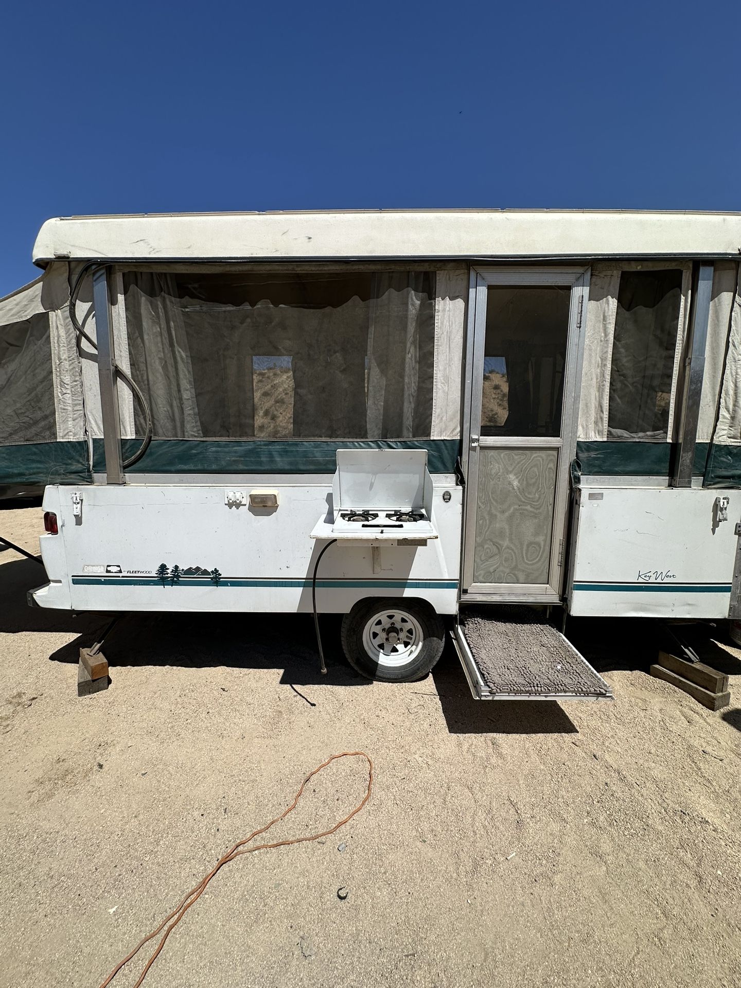 1997 Coleman Pop Up Camper
