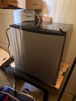 Mini Fridge
