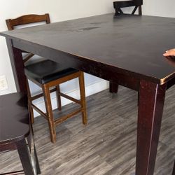 Table And Chairs $100 OBO