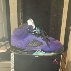 Jordan 5 Alternate Grape Size 9.5 100% AUTHENTIC  $130