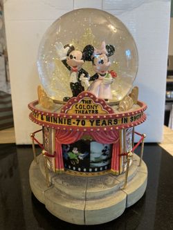 Disney Snowglobe - Mickey and Minnie 70 Years