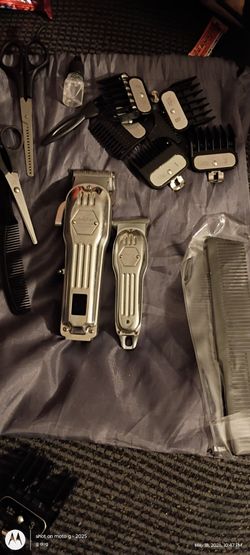 PROFESSIONAL HAIR CLIPPERS