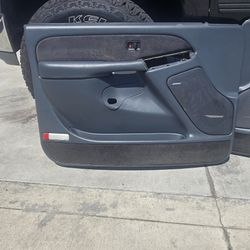 Chevy Silverado/Sierra Door Panel