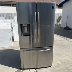 Samsung stainless steal counter depth fridge • free local delivery
