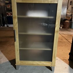 Accent Cabinet / Media Storage Cabinet 