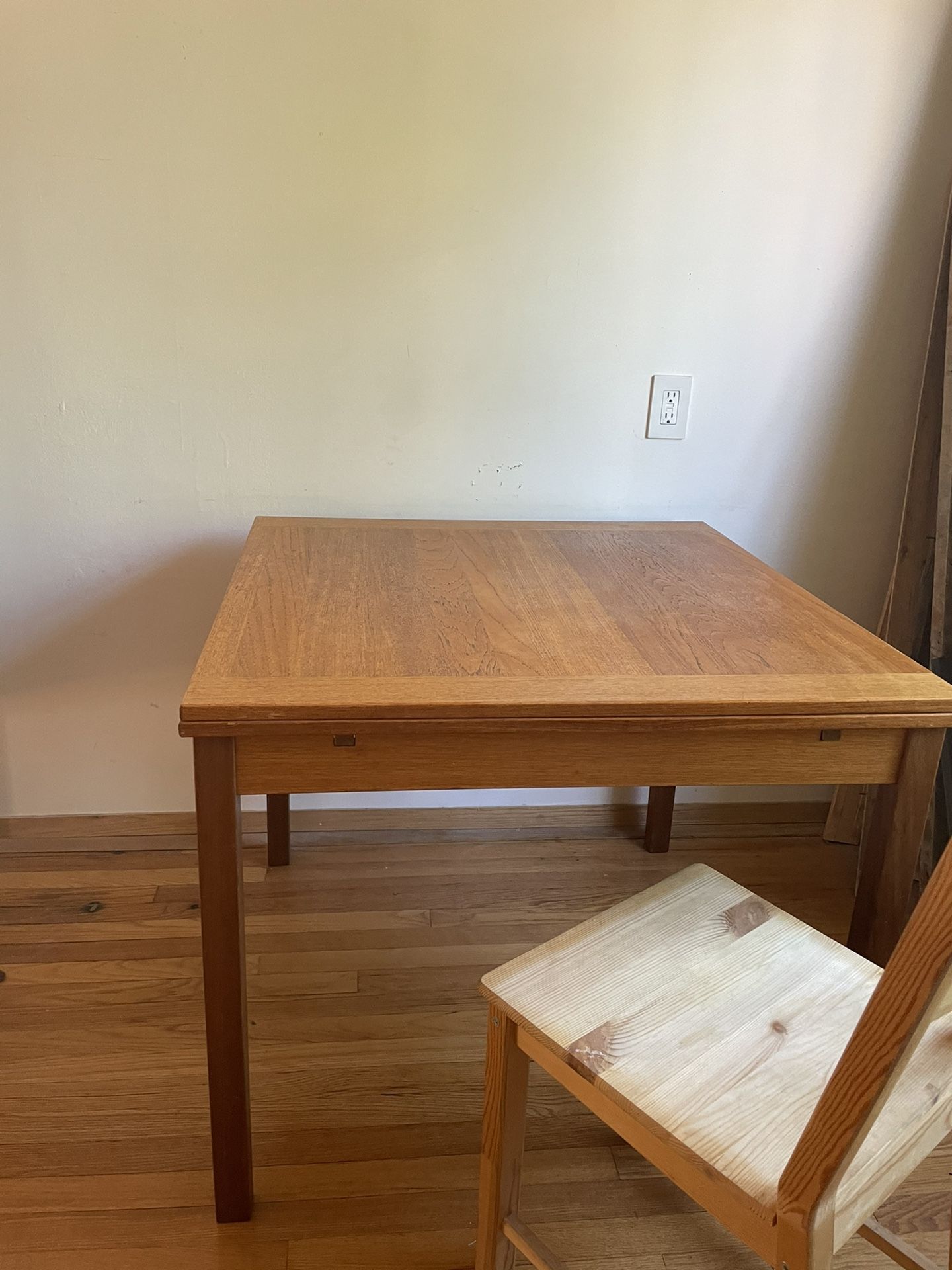 Ansager Mobler Teak Dining Table