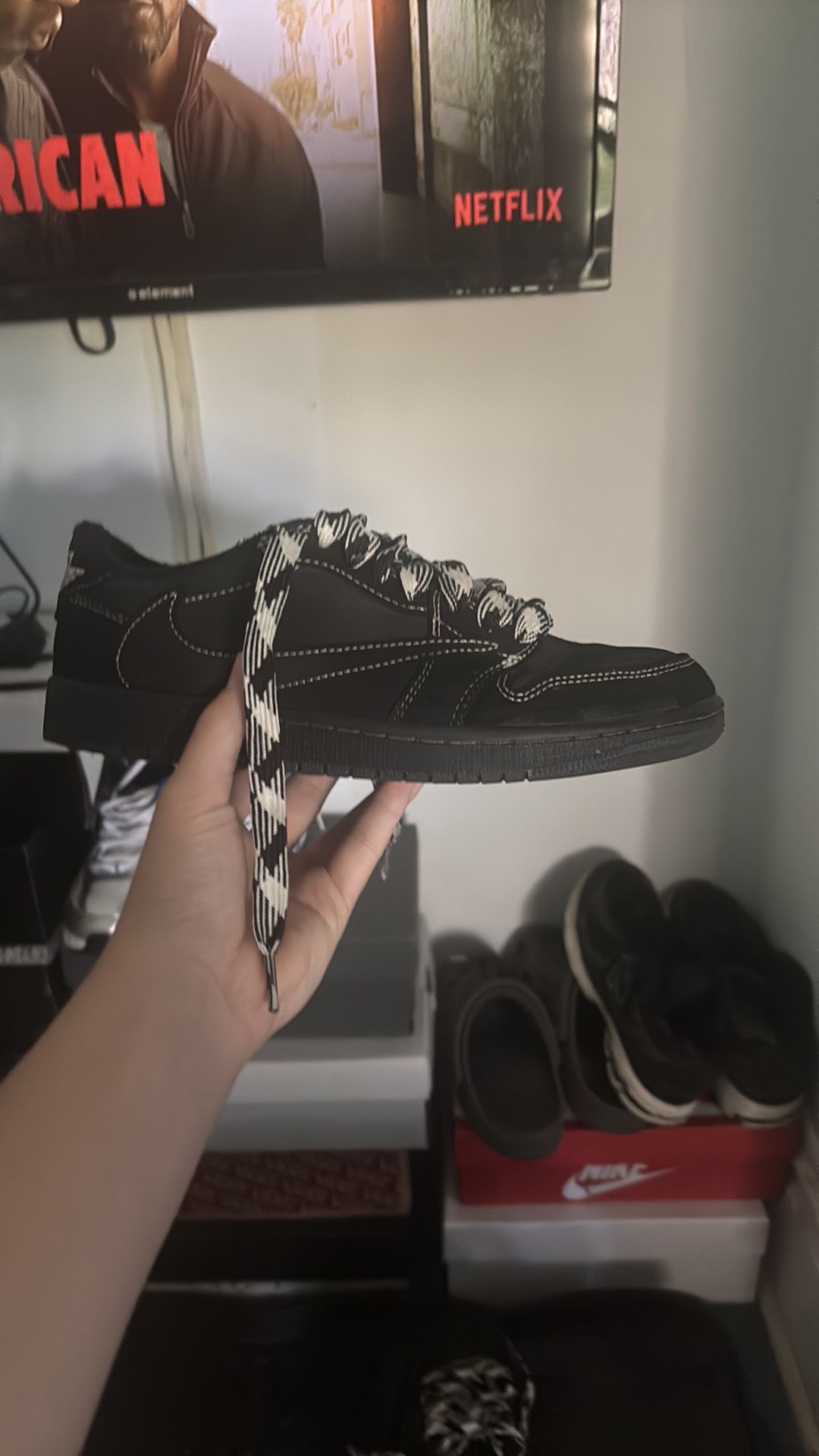 travis scott’s air jordan 1 low black phantom