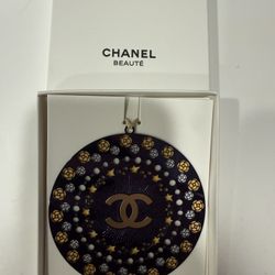 CHANEL BEAUTÉ Christmas Ornament – 2025 Limited Edition – Exclusive Holiday