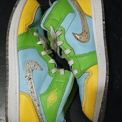 Size 3y Jordans 