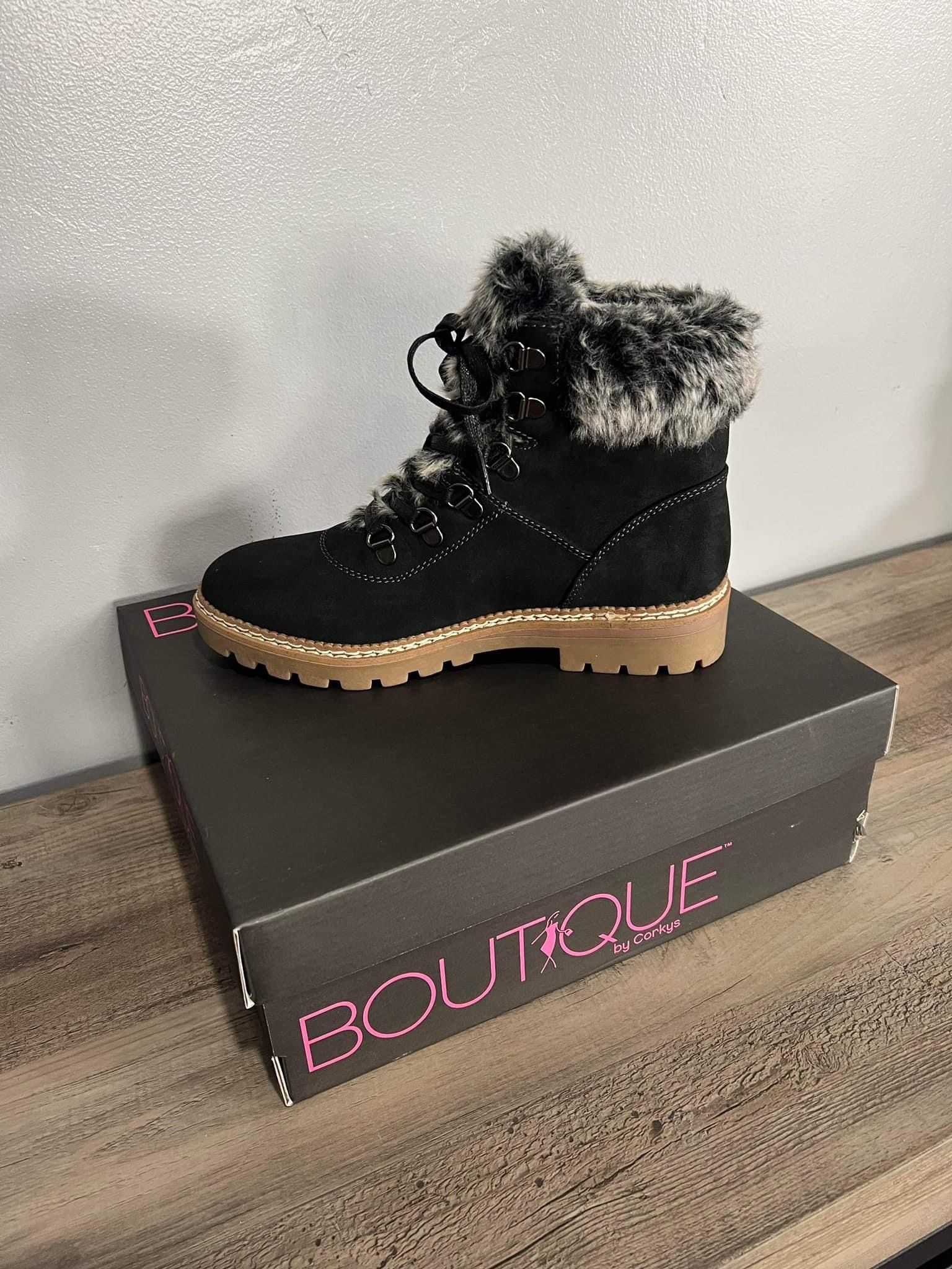 NEW CORKY’S CHALLENGE FAUX FUR BLACK BOOTS