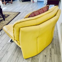 Italian Leather Couche