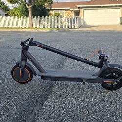 electric scooter 