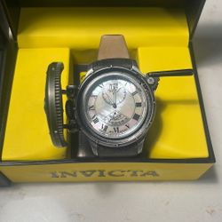 Invicta Vintage Style Watch