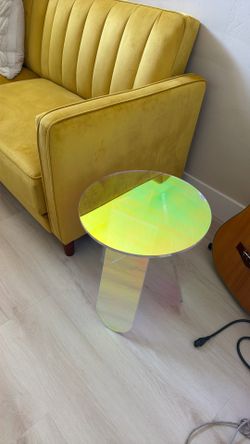 table - acrylic