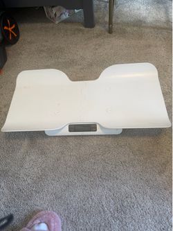 Baby scale with bluetooth