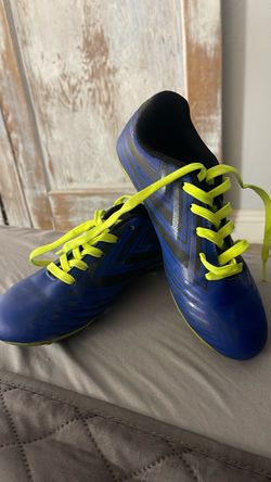 Soccer cleats