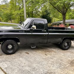 1979 Chevy C-10 LS Motor With 80,000 Miles On It Runs Like New