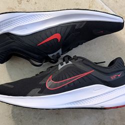 Nike men’s running shoes