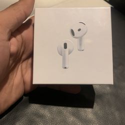 AirPod Gen 4s 