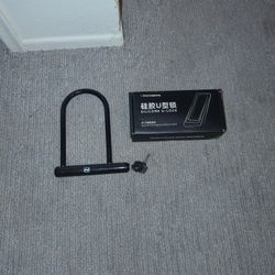 2 Bike U-Locks