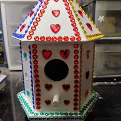 Valentines Bird House Decor.