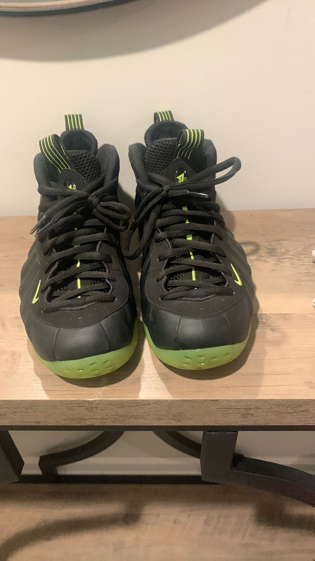 Nike Air Foamposite One Black Volt