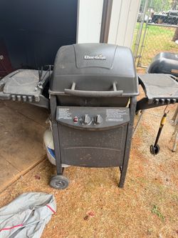 Char-Broil 2-Burner Propane Gas Grill – $20