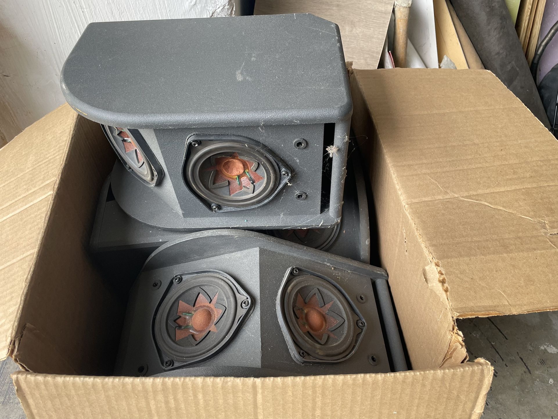 BOSE 203 OUTDOOR SPEAKERS