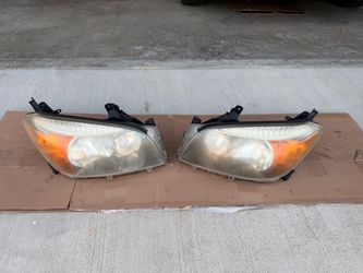 2007 RAV4 headlights OEM Original Toyota headlamps assembly pair used