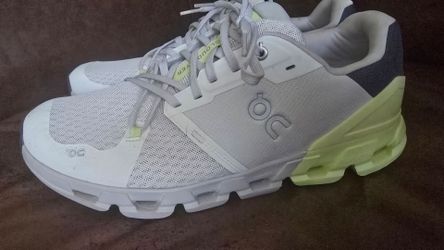 ON Running Cloudflyer Sneakers SIZE 13