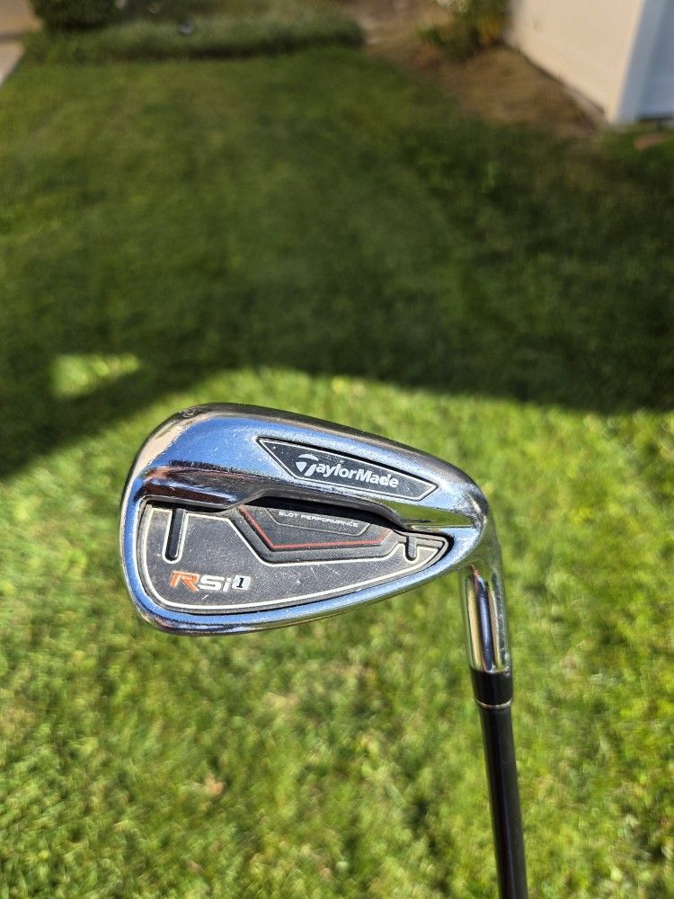 Taylormade RSI 1 Pitching Wedge Golf Club, RH