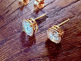 14 K Yellow Gold