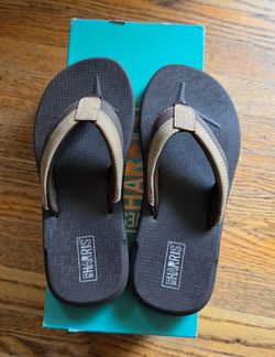West Harris Boys Thong Sandals size 2