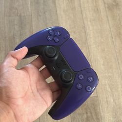 Ps5 Controls And Headphones