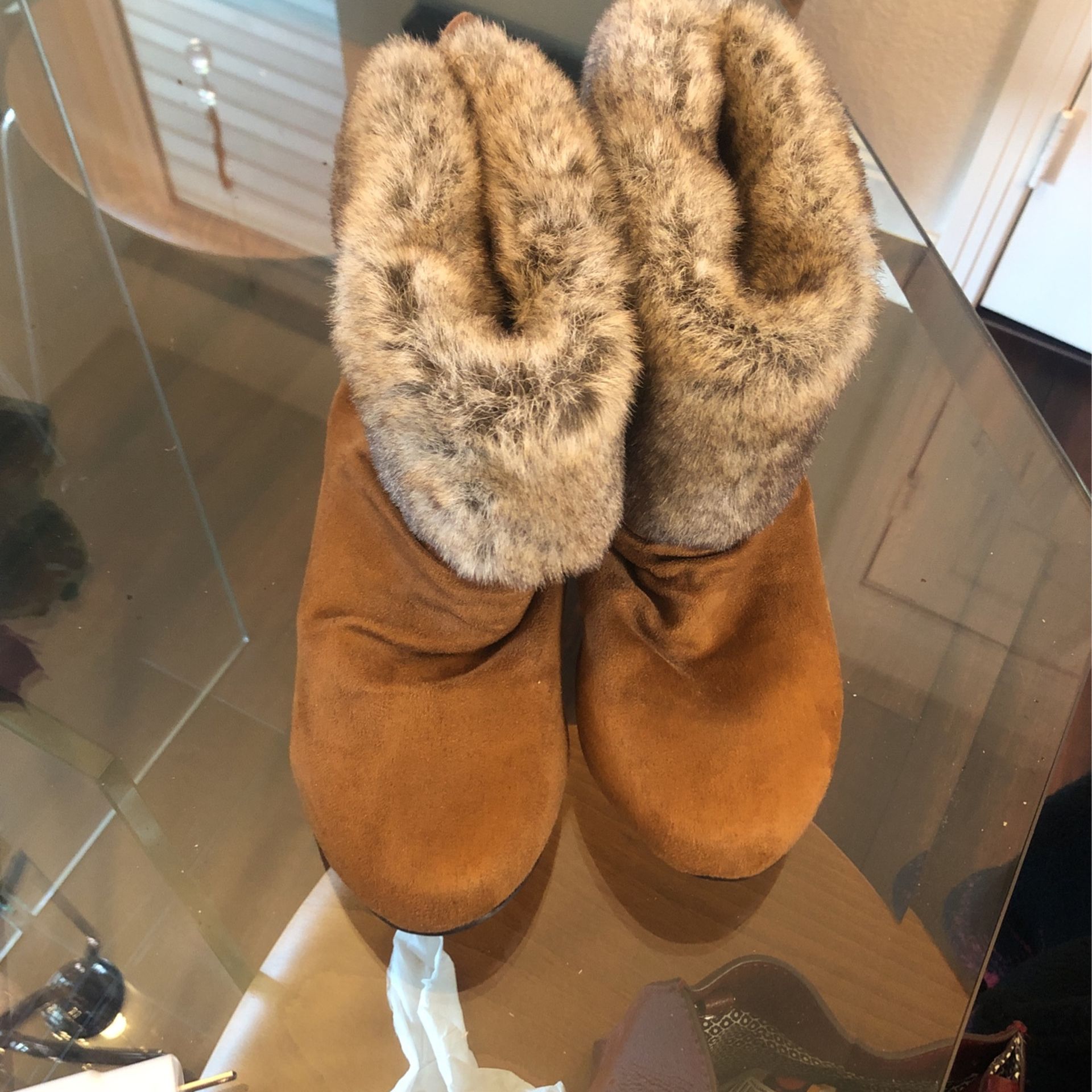 Suede & Faux Fur Low Boots Unworn Size 8