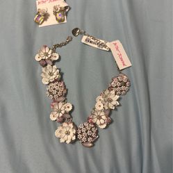 Betsy Johnson Matching Earring And Necklace Set