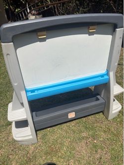 Kids Step 2 Easel