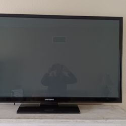 54" Samsung TV 
