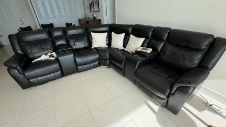 Black Leather Reclining Sectional Sofa with Cup Holders and chargers
