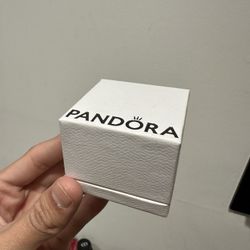 Pandora Tiara Ring, Size 5