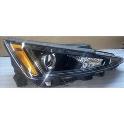 2019 2020 HYUNDAI ELANTRA RH RIGHT PASSENGER SIDE HEADLIGHT OEm 92102 F3