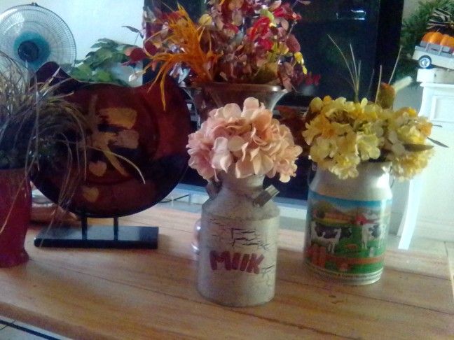Flower Vases For Hey Are 5  All $20