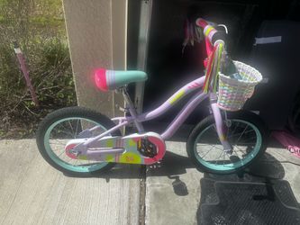 16 Schwinn Elise Bike